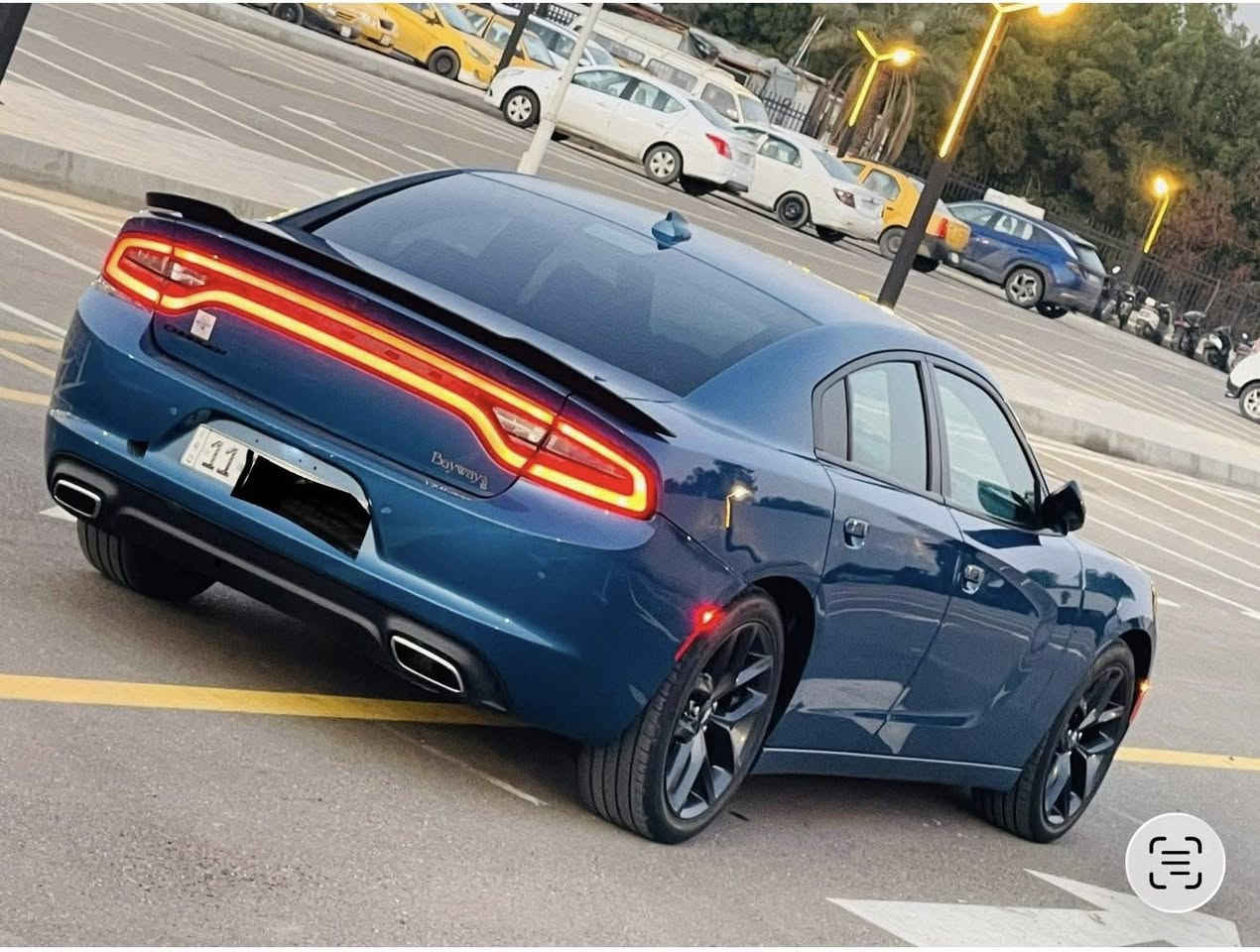 السلام عليكم
متاح دوج شارجر أمريكي 22 اصل بغداد باسمي
بدون حادث تقرير غرق تعمل وتسير 
السياره جديده كفاله من البارد والصبغ والفتح والتبديل
ماشيه  55m حقيقي
السعر 260$ وبيه مجال بسيط
ناصريه مركز
***********
