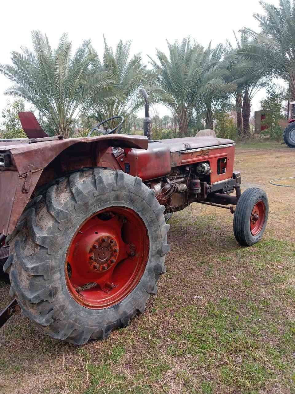 مكينه عنتر للبيع مع معدات فدان ديجر خرماشه معدلان عربانه سكندريه الرقم ***********
***********/عنوان التاجي
