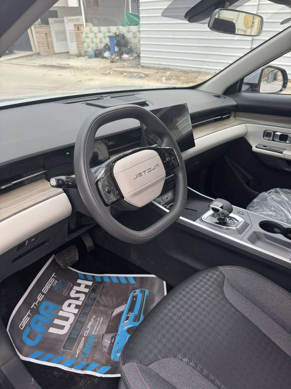 جيتور داشنك 2026 
السيارة جديدة ماشية 2800 كيلو زيرو
مواصفات السيارة كومفرت 
محرك 1500 تيربو
مكان السيارة بغداد الكرادة
السعر 23 مليون وبيها مجال بسيط
للاتصال ***********
