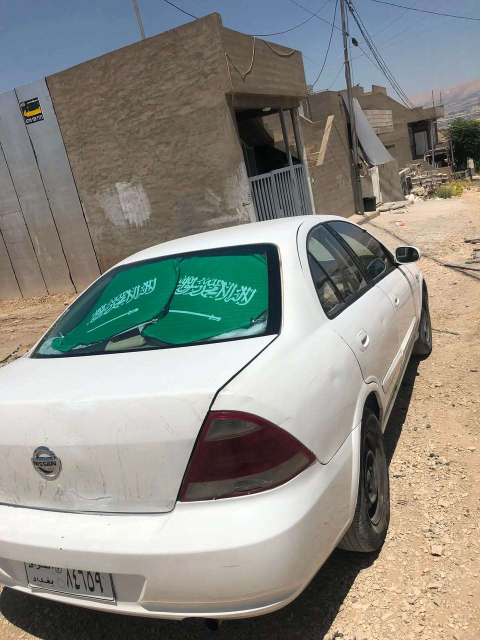 نیسان سەنی کۆری ٢٠١١ بڕاوە
گێرتۆماتیک تەبرید چوارجام کارەبا  لایت زینۆن
گێرو مەکینەو تەبیریت بەشەرت 
بێمەسرەف ماڵی فەقیرە تابڵێی هەیکەلی جوانە بەگوێرەی نرخەکەی سەیارەی مەعرەز نیە 
٣٨ وەرەقەو کەمێک مەجال  ئەگەر مشتەرینیت سەرم مەئێ شێنە تکایە 
سلێمانی ***********
