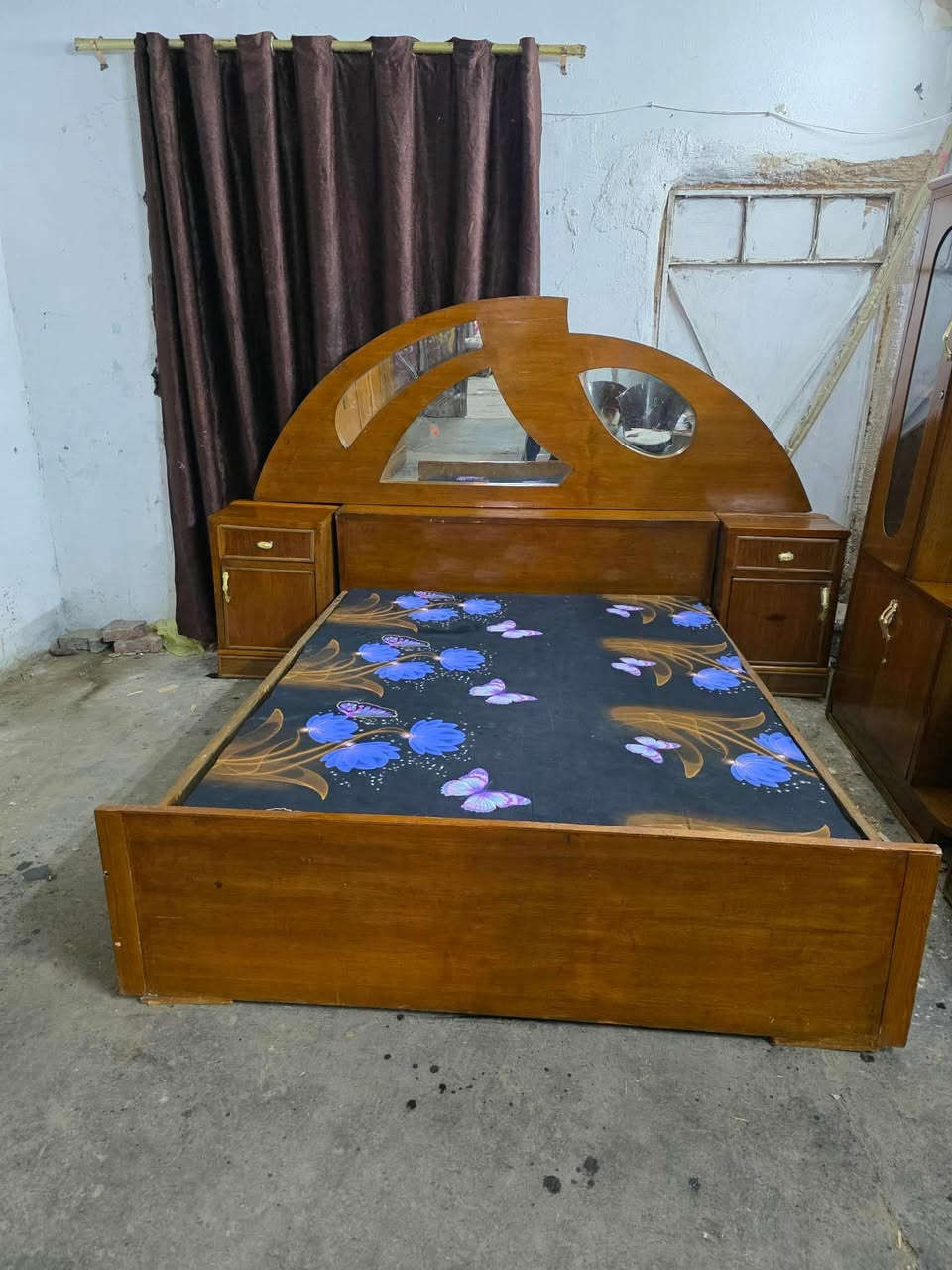 غرفه صاج اي ضرر مابيها ٤٥٠ مكانها بالشعله ويوجد توصيل


**إذا كنت صاحب هذا الإعلان وتريد حذفه لأي سبب، رجاءا أرسل رسالة إلى الدعم الفني**