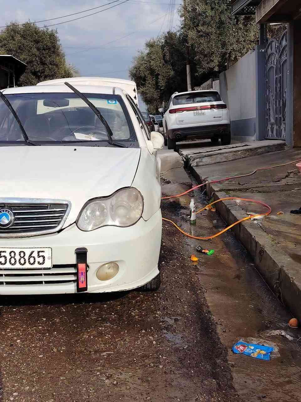 السلام عليكم 
جيلي سي كي للبيع 
موديل 2012 
محرك كورلا شرط 
كير شرط 
لايت زنون عالي ناصي اصفر 
صبغ جاملغ امامي ايسر بلا ضرر السياره 
الكشر كدام العين 
رقم نينوى باسمي شرط الوكاله والتحويل 
ويل كب 
تايرات نضاف 
السعر 47 
عنوان موصل ايسر حي الوحده 
التواصل
اسيا  (***********)
كورك (***********)
