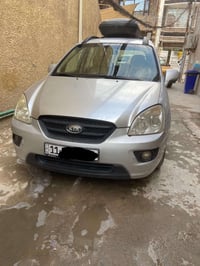 كيا كارنز للبيع 2008 مكينه كير صدر خير من الله تخم تاير  دوشمة جديدة ب...
