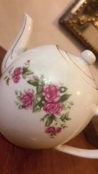 قوري قديم • تحف • ديكور بيت