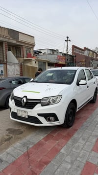 سياره رينو 2019 السياره نضيفه كلش واستخدام شخصي السعر 75 ورقه الرقم 07...