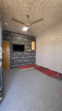 حمدان قرب جامع البرديه • وقف سني • ١٠٠م