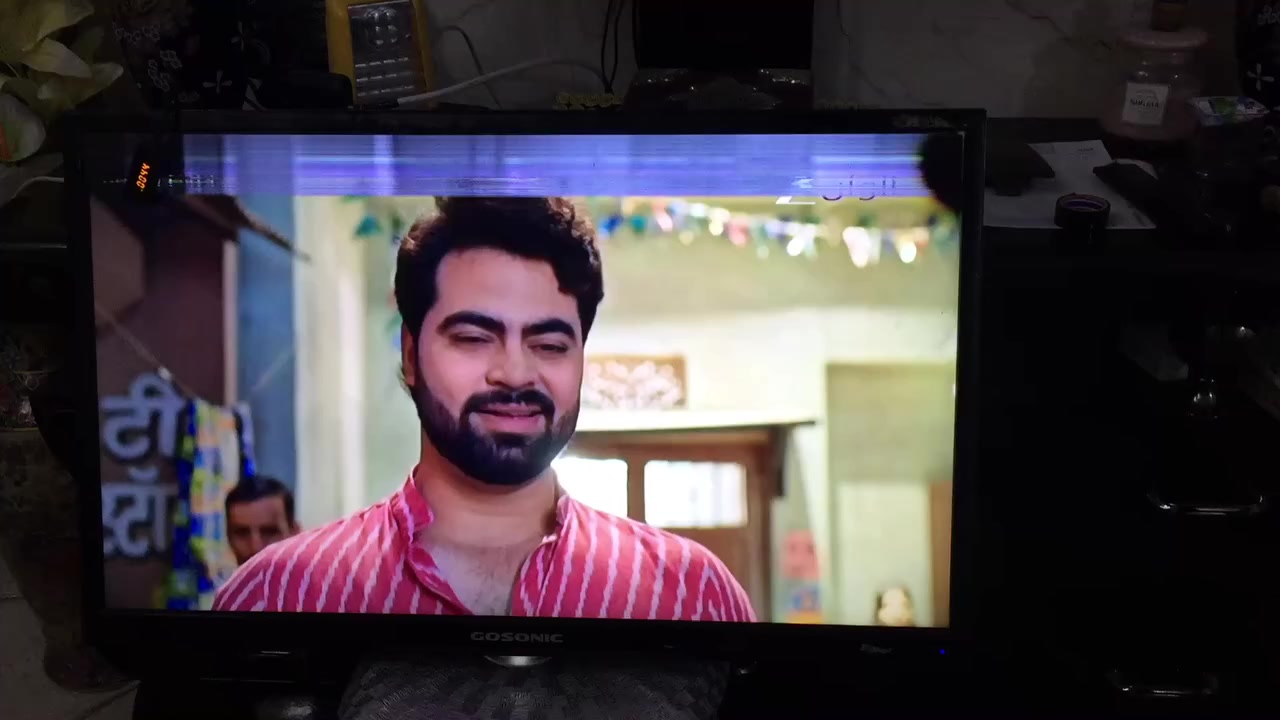 شاشه 32للبيع فقط بيها خط من الاعلا


**إذا كنت صاحب هذا الإعلان وتريد حذفه لأي سبب، رجاءا أرسل رسالة إلى الدعم الفني**