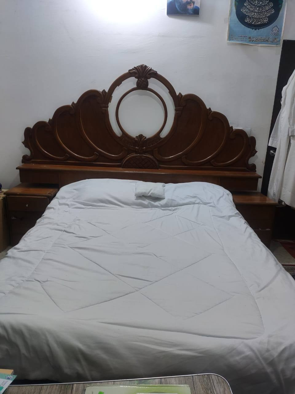 تخم قنفات تسكام صاج ملكي اخو الجديد كلش نظيف وجاهز مابي اي ضرر يتكون من 5 قطع 10 نفرات السعر 325     غرفه نوم تسكام عراقي صاج طابقين كلش نظيفه وجاهزه مابيها اي ضرر 6 ابواب السعر 275  العنوان نجف حي العسكري شارع السبيس السايدين خلف سوق المخضر مجمع النبأ العظيم *********** واتساب
