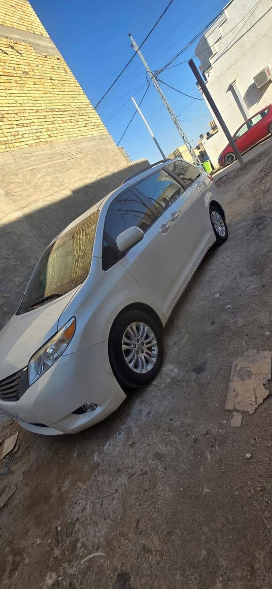 السلام عليكم
تيوتا سينا 2017 أمريكي 
لون ابيض 6 سلندر 
ماشيه ٣٦ الف
 مكينه ٣٦٠٠ 
٧ راكب وموجود الكرسي البنص  يعني اصير ٨ راكب  
كشنات كهربائيه تدفئه وتبريد  بيبان كهربائيات  
تبريد 3قطع 
حداديه كله جديد 
طخم تاير جديد 
بصمه وفتحه
 رقم اربيل انكليزي الجديد 
الحقيقه احله من الصور متصرف عليها ربع دينار 
سياره كلش حلوه 
مك
للبيع أو مراوس بسياره حديثه صالون

رقم صاحب السياره 
***********.وتساب ✅

السعر :: اطلبه بالتعليقات يصلك خاص 📩

#ادارة_الصفحه ⚡

ملاحظه / 🔴
مدير الصفحه غير مسؤول عن بيع وشراء واصوليات السياره نحن صفحه لعرض السيارات فقط.
