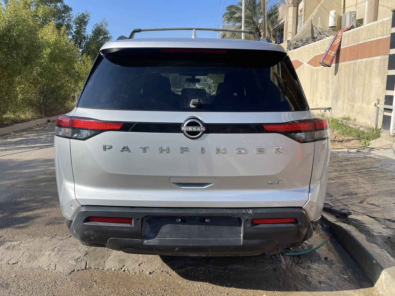 سيارة بافندر موديل ٢٠٢٤ وارد امريكي لون سلفر 
سعر ١٥٠ ورقه 
بغداد الشعب 
رقم ***********
