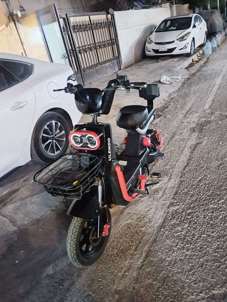 دراجة شحن  الحجم الكبير٥ بطاريات
نضيفة كدش مبدل بطاريات جدد
بيع او مراوس مكاني بغداد البياع
*********** السعر ٣٧٥
