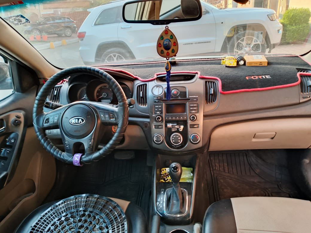 سيارة فورتي 2013
بيضاء

حادث چاملق قبق البانزين

محرك 2000 دوش

صبغها تكحيلات 

رقم السيارة انكليزي بغداد
والسيارة بأسمي

للأستفسار الاتصال على الرقم
***********
