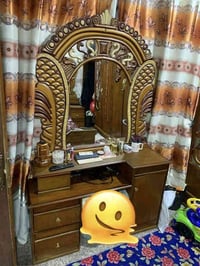 غرفه خمس قطع لالبيع امانة الله جديده بعدهي مصار سبوعين من صابغه وتلمع ...