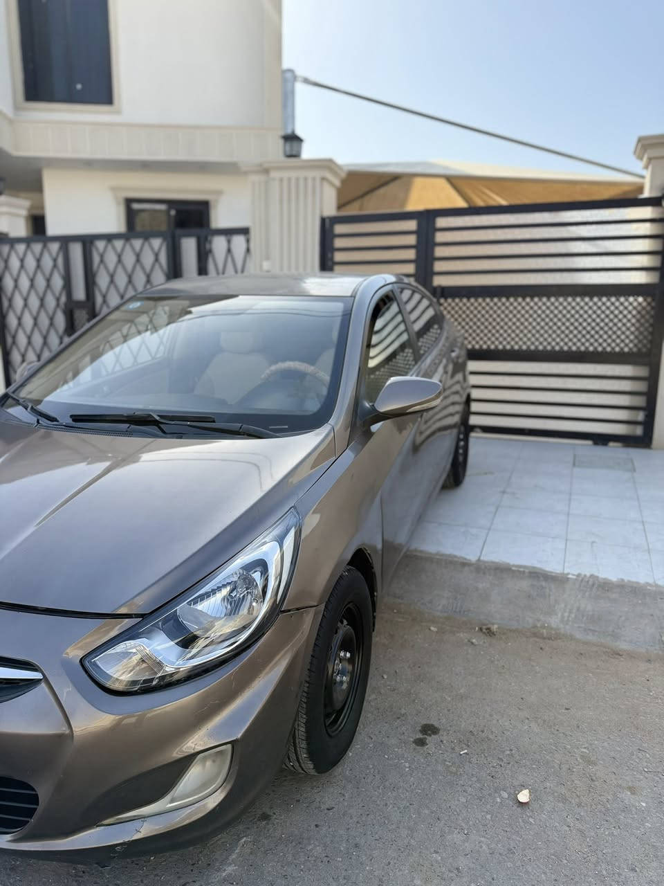 السلام عليكم اكسنت موديل 15مكينه كير حداديه تخم تاير تبريد فول مكينة1400.       السعر79.$.   ***********
