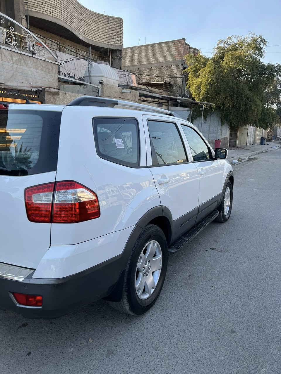 سلام عليكم مهافي للبيع موديل 14 سيارة مكينة كير كفالة عام تخم تاير جديد حدادية جديدة تبريد تدفئة شغال ويل كب 18 سيارة مال بيت ما متعوبة ماشية 170 فتحة منضومة زنون كاملة  سيارة بيهة طلقة بل قمارة 4 اسابع فقط وبارد بل جاملغ المامي اشبر  سعر 155 وبيهة مجال اتصال على رقم ***********
