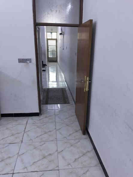 بيت للبيع… فرصة ذهبية لأهل النصيب

بيت مرتب ويفتح النفس للبيع بـ حي البساتين – حي السلام…
المنطقة هادئة وقريبة عالخدمات، وكلشي يمّك.

🔸 المساحة: 100 متر
🔸 تفاصيله:

غرفة  نظيفة ومرتبة

استقبال وسيع

مطبخ جاهز

مي وكهرباء ثابتة

شارع زين ودخلة مرتبة

💰 السعر: 65 مليون  فقط 

📞 للاتصال:
[***********]
