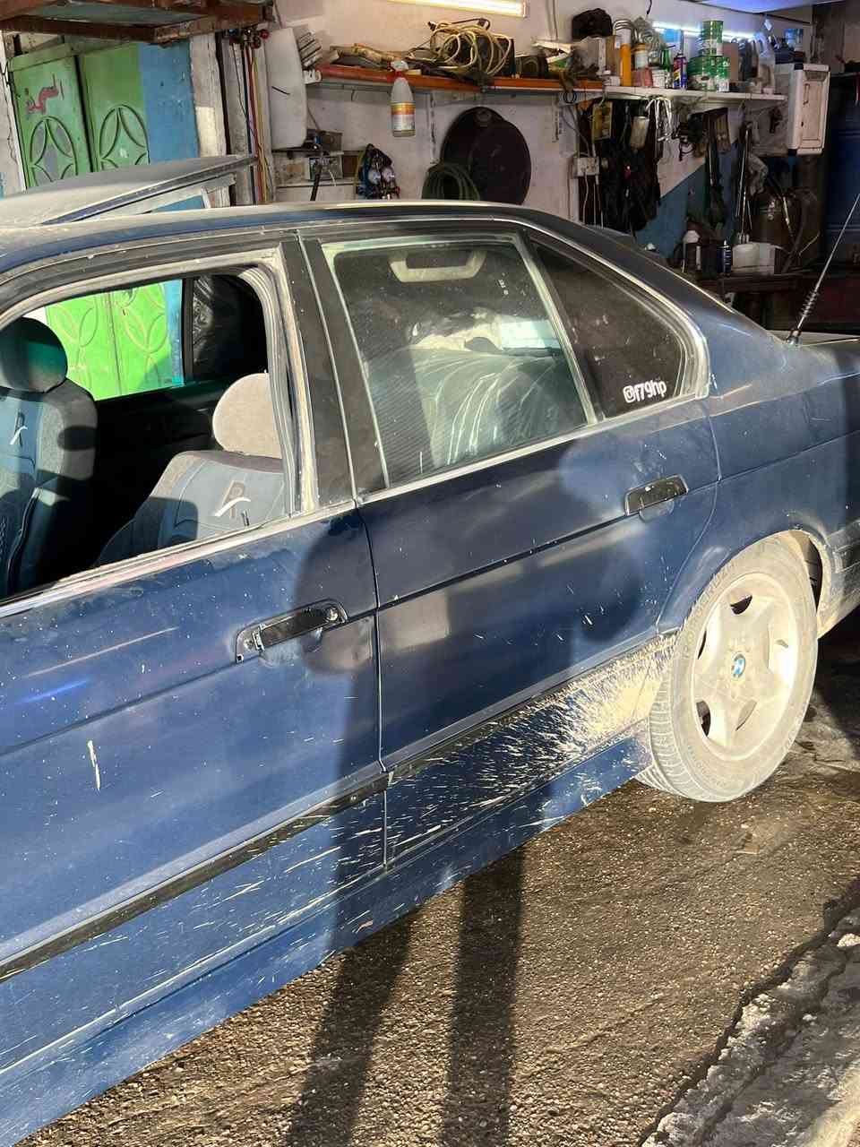 بي ام 525 مكينه فل كير عادي سياره مشرحه ابيع مكصوص رقم نينوى بسمي كابون بانزين بيها مكينه معوزه رنكات بيها دخان *********** واتساب

