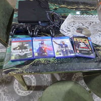 ابلي فور البيع معه اربعه اقرصه السعر ٤٠٠وبي مجال  سجاريه07800779707