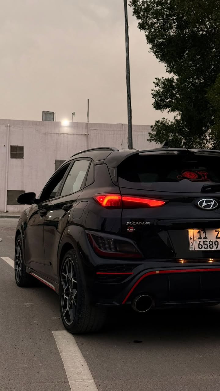 السلام عليكم
كونا N موديل 2023 🚀🚀🚀
محرك 2000 توربو مو ستوك
السرعة 300🎖️
برمجة امريكا full safety 🇺🇸 stage 2
شوته SXTH + عطاس SXTH
بلكات رياضي وفيتبم رياضي 
ماشية 55000 KM
وارد امريكي حادث جاملغ خلفي وباب مبدل نفس اللون 
بدون ايرباك 🎈
5 انظمة قيادة ( ايكو - نورمل - سنو - سبورت )
واكيد مود الـ N
الكشن حضن واكيد مختم N
كشن تدفئ 
ويل 19 بلادي 
شاشة كاربلي 
نقاط عمياء 
اوتو ستوب امامي
اوتو ستوب خلفي 
تحكم ستيرن
شفتات ستيرن
كروز سرعه 
شحن لاسلكي 
كامرا خلفية دوارة
كير DSG  يجي 8 سرعات⚙️
سماعات سستم بلادي harman/kardon
السيارة جاهزه وجديده بدون اي نقص 
السعر :- 160 وبي مجال 
للاستفسار :- ***********
