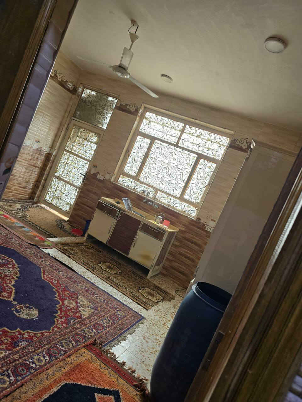 يوجد بيت طابو صرف جديد
المساحة 200م طابق واحد نوم 2
شارع 80 محيزم 4 
ورة المدارس يم الملعب الخماسي 
للاستفسار مراجعة مكتب الشارقة للعقار مقابل مسجد الرحمن الاتصال اوعبر المراسلة ***********
