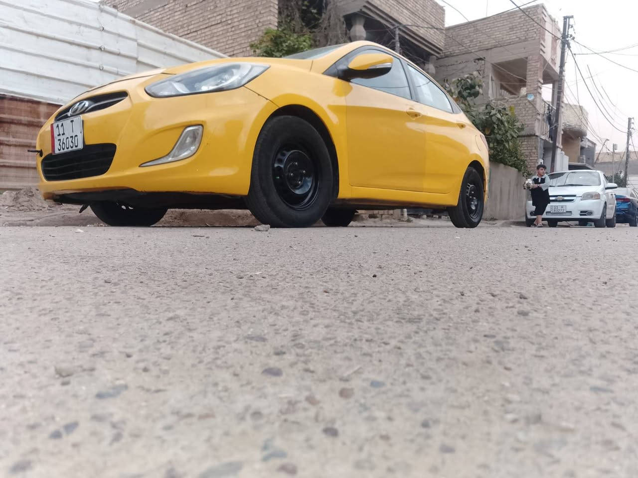 سلام عليكم شباب اكسنت خليجي للبيع بلو فول حادثهه جاملغ وبنيد فقط بدون دواخل تبريد ثلج صدرهه جديد سياره بسمي مصفره غرامات مكان البياع رقمي ***********
