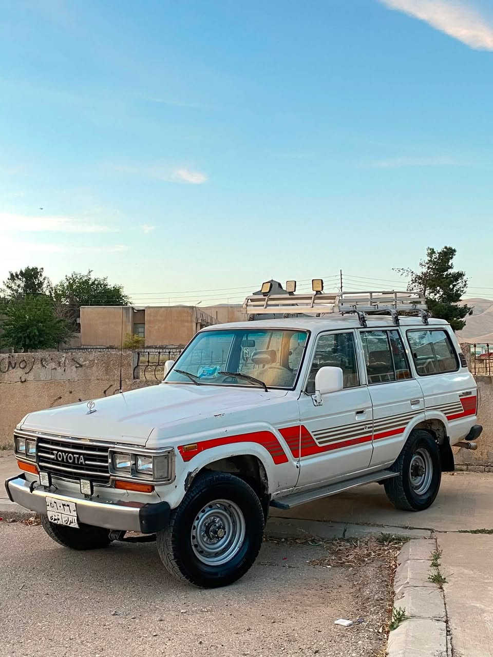 سەرەتا بەناوی خوای گەورە♥️
🔹شتی نموونە📦
💎🚗لاندکرۆزەر بۆ فرۆشتن مۆدێل ١٩٨٩ 
🔹مەکینە 3f چوار گێڕ
🔹چوار تایەی لۆک لۆکی نیو جەبەلی لەژێرە
🔹ئاڕمی پلاستیکی هەولێر هیچ کێشەیەکی نیە
🔹ماشااللە سەیارەکە ناو دەری یەک لەیەک جوانترە
🔹داژبوڵ ماسییە و سوکان پاوەرە
🔹سەیارەکە ماشااللە زۆر جوانە نەتەپیوە بۆیاخیشی جوانە 
🔹دەعم و لێدراوی نیە
🔹شوێن:عەربەت 
☎️***********
☎️***********
کۆڕەکەکە وەتسئاپ و ڤایبەری لەسەرە
