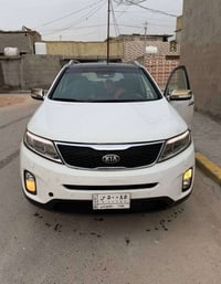 سورنتو 2013 خليجي VIP فول مواصفات  كويتي اعلى فئة 1/1 6 سلندر 3500 سقف...