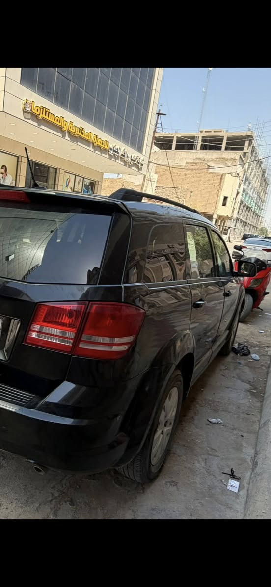 السلام عليكم جورني ٤سلندر موديل ٢٠١٦ تبريد شغال ٣ قطع سيارة رقم جديد باسمي تحويل مباشر مكان السياره الناصرية سعر ١١٧ وبيها مجال للشراي اتصل على الرقم ***********
