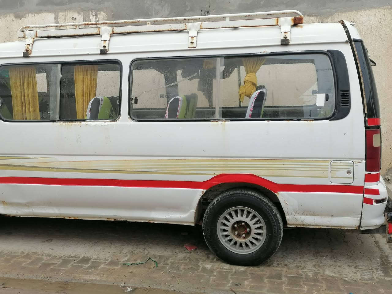 السلام عليكم سياره فوتون للبيع موديل 2009اوتماتيك اوكفلك سرقه وعشاير السعر 23بيع مستعجل العنوان البصره القرنه رقم الهاتف ***********
