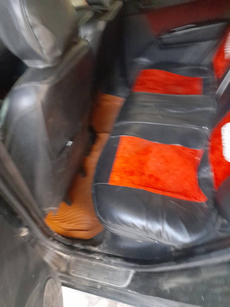 السلام عليكم هونداي جيتز رقم اربيل هزه وسنويه كله جديد السياره خير من ٢٠٠٩ السعر ٥٠ العنوان العامريه او نفق الشرطه ***********
