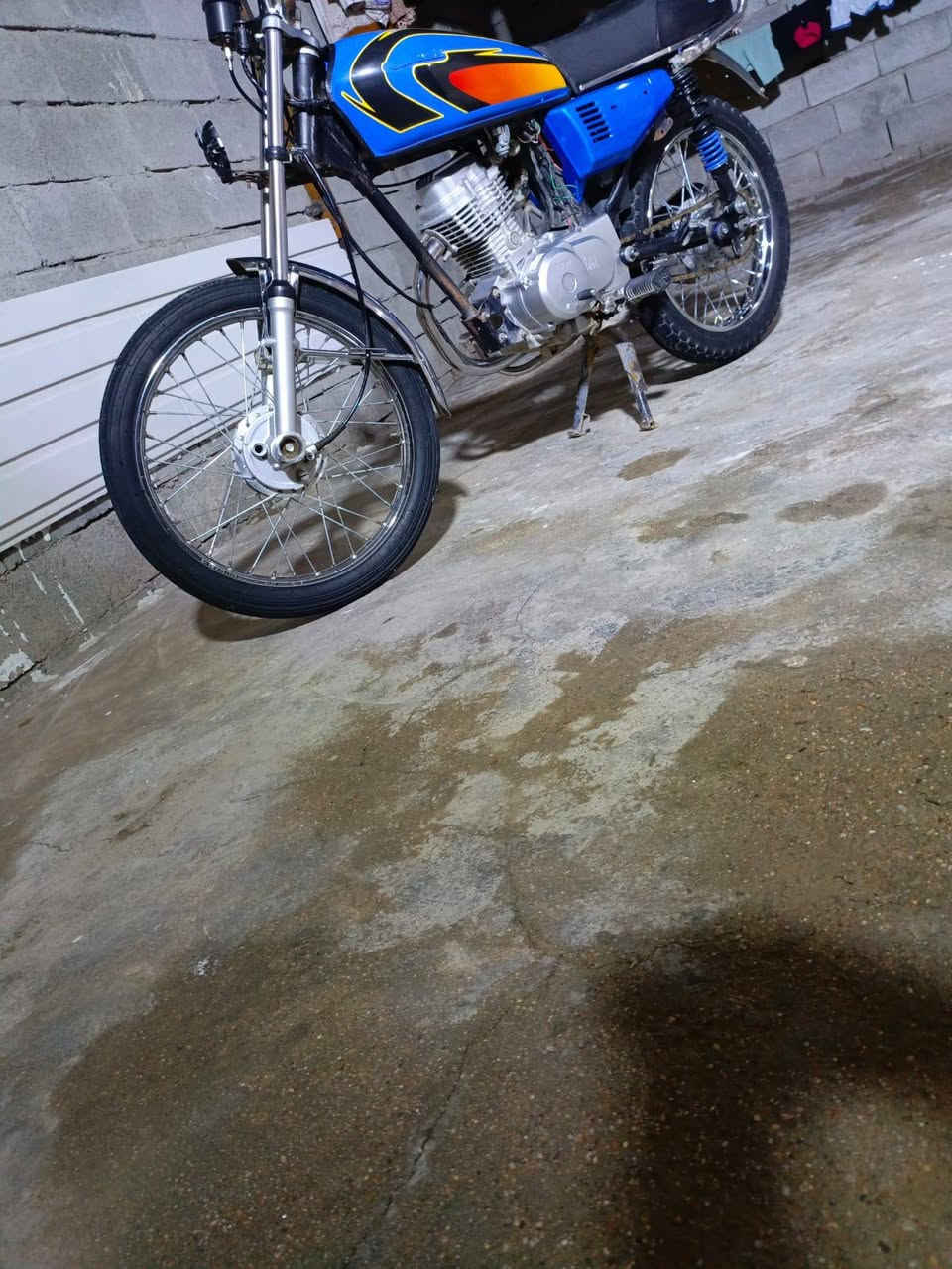 السلام عليكم مرخصه الادمن دراجه تعمير كلش نضيفه البيع ميسان ،س525
تصال***********
