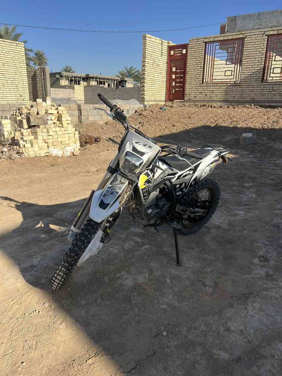 قفاز CRx الدراجة نضيفة فول  السعر 1450 بيهة شوية مال  المكان ديالى ناحية جديدة الشط  ا***********
