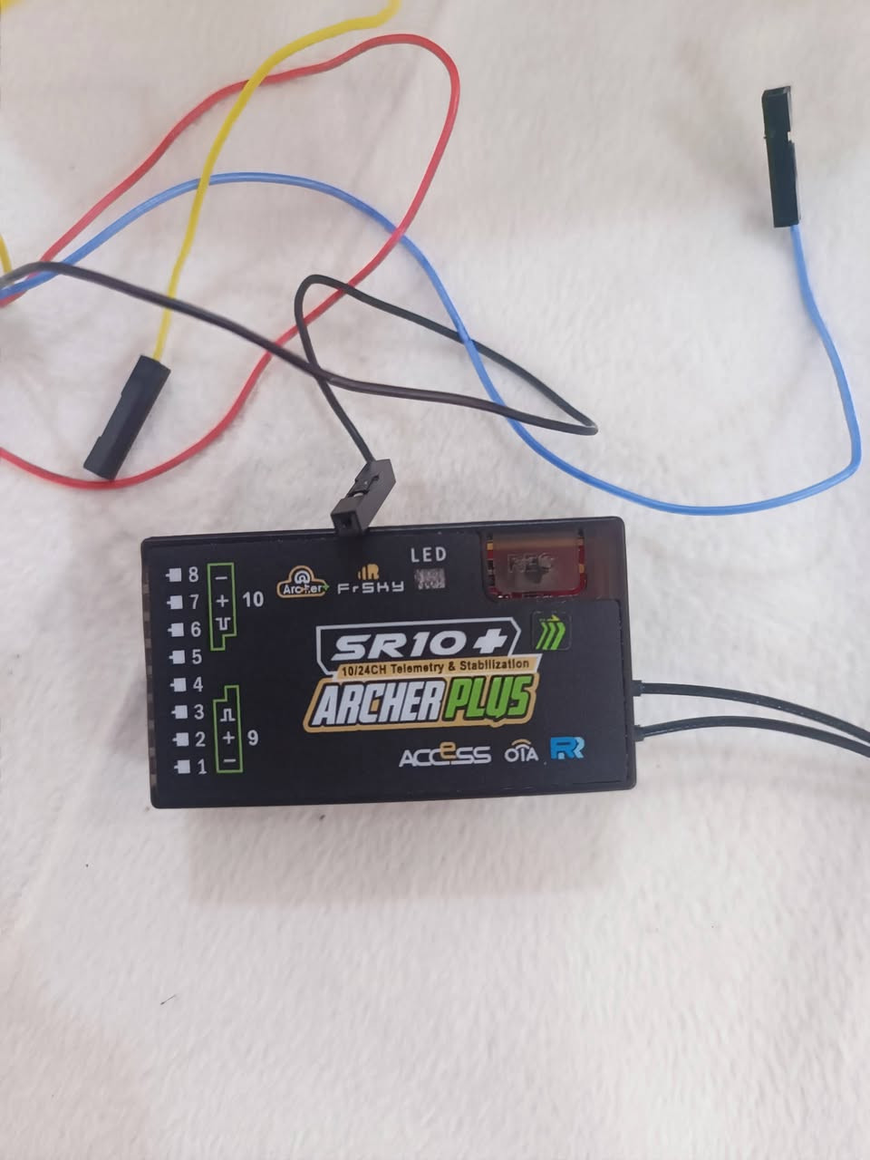 لأصحاب الطائرات المسيرة (RC) والدرونات والمشاريع الذكية، متوفر مستقبل إشارة (Receiver) احترافي من شركة FrSky الغنية عن التعريف، القطعة نظيفة جداً وبحالة ممتازة.


**إذا كنت صاحب هذا الإعلان وتريد حذفه لأي سبب، رجاءا أرسل رسالة إلى الدعم الفني**