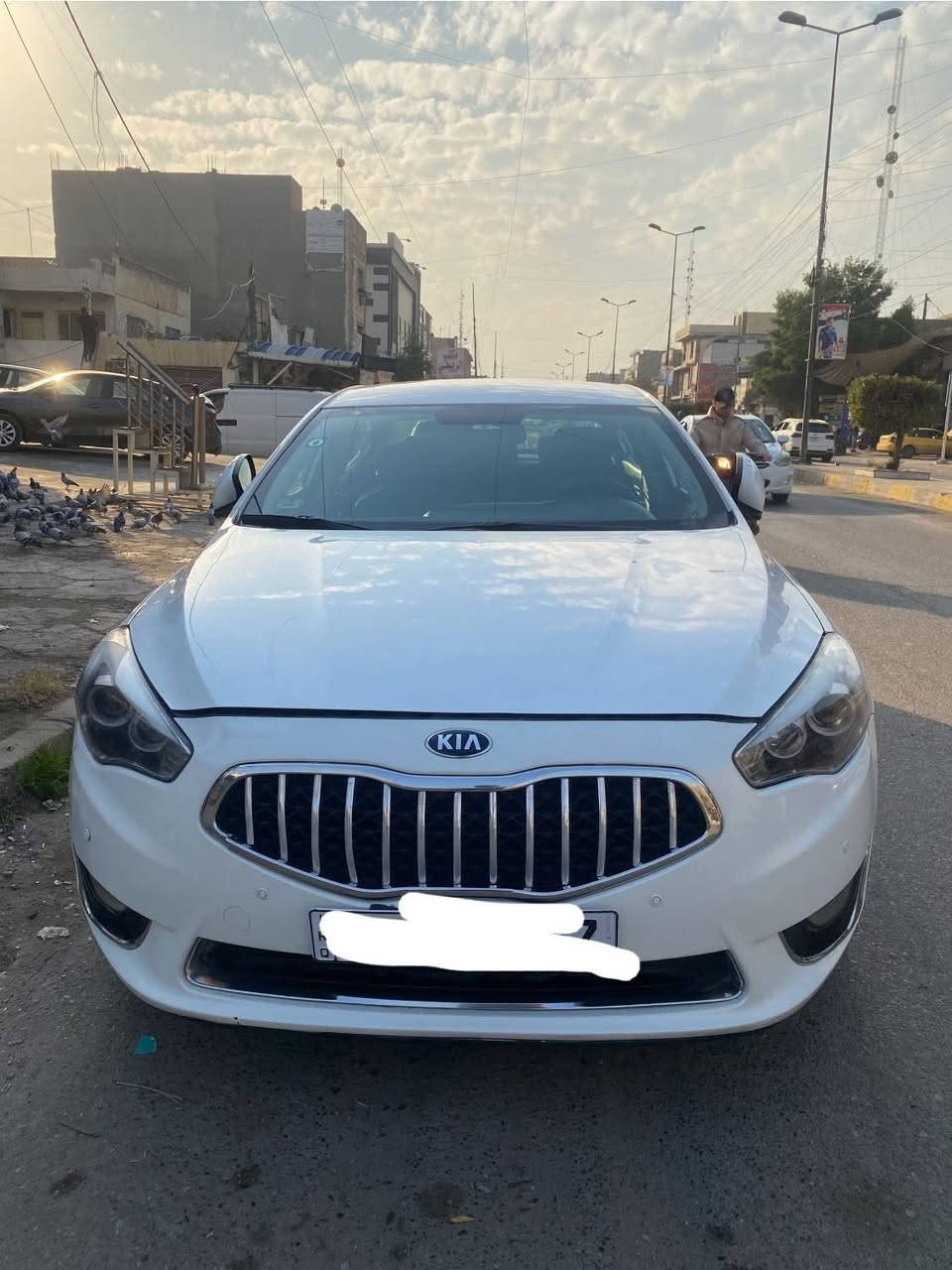 كيا كادينزا 2014
وارد أمريكي فول عدا بانوراما 
بيهه صبغ حزام 
 مكاني بغداد حي العدل 
***********
115 ورقه وبيهه مجال
