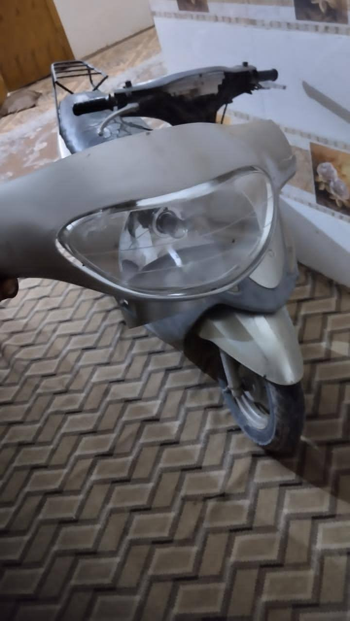 سلام عليكم  ماكس لبيع مراوس او بيع سعر 350 وبيها مجال  مراوس شعندك نزل. ***********
