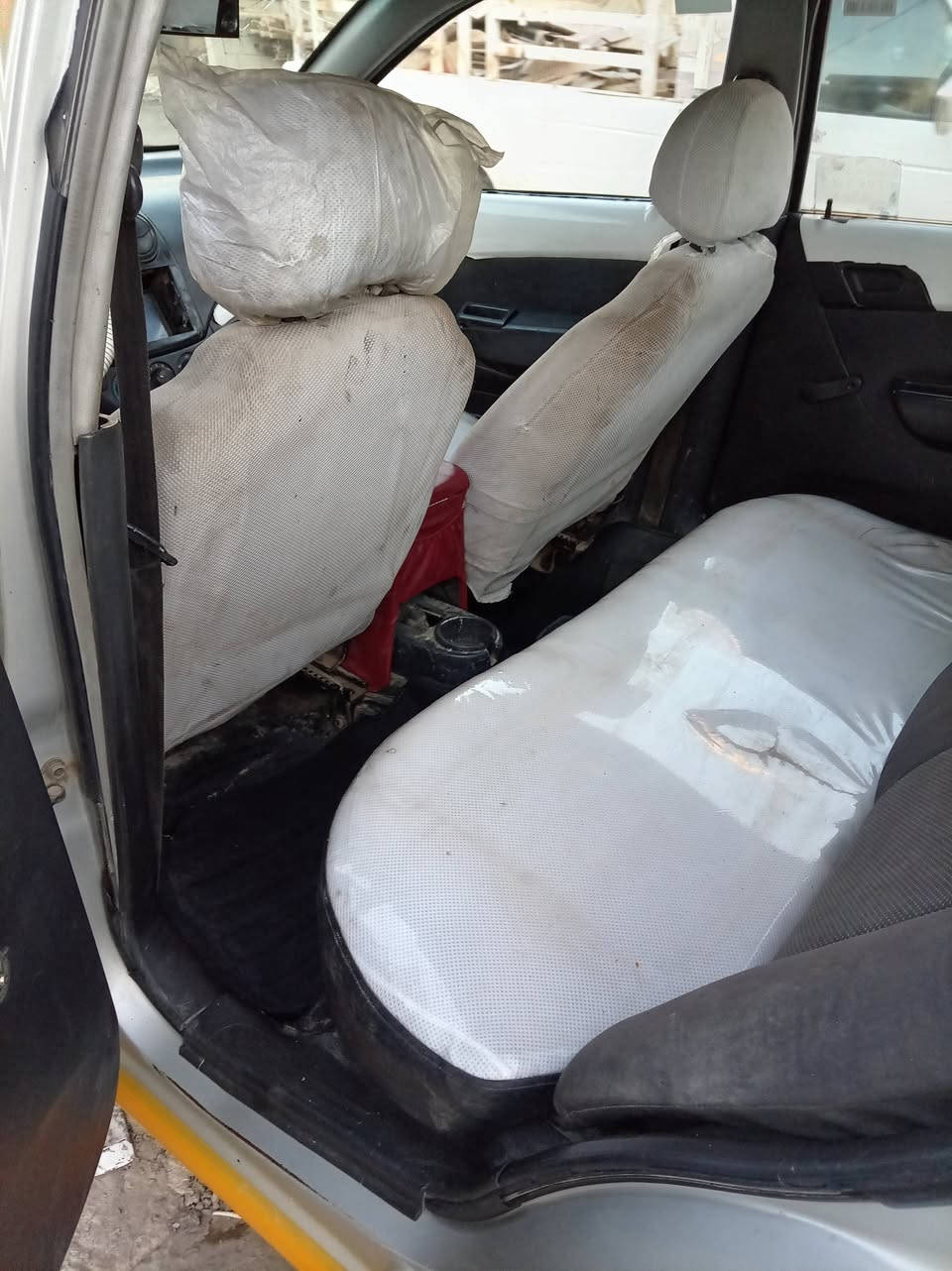 شوف ليت افيو تكسي 7 للبيع  بسمي رقم كركوك مامة وجد عاى النت***********
