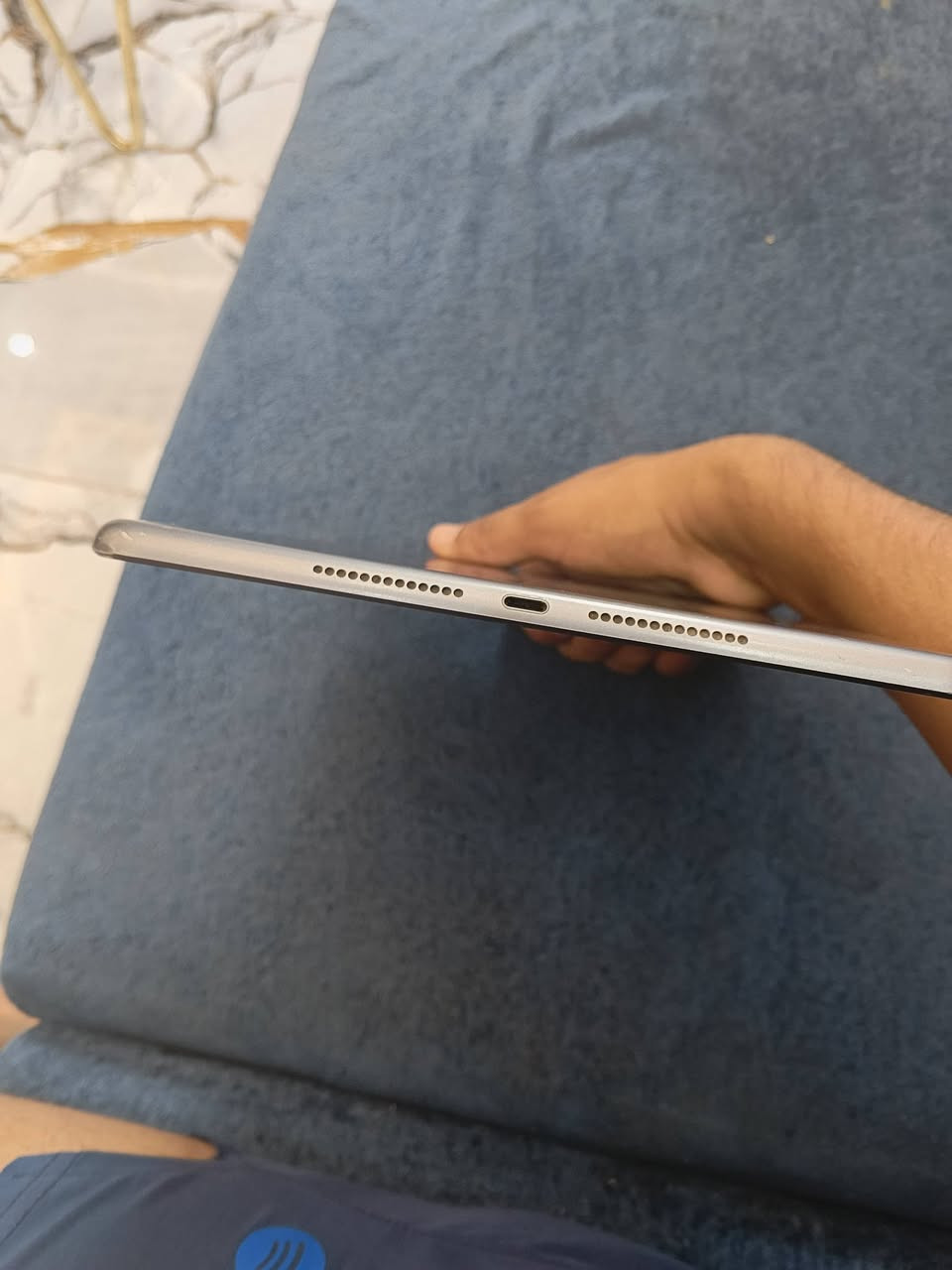ايباد 9 بطاريه 91 ايباد نضيف شاحنه اصليه مكفول جديد جهاز سعر خاص او اتصال على الرقم ***********
