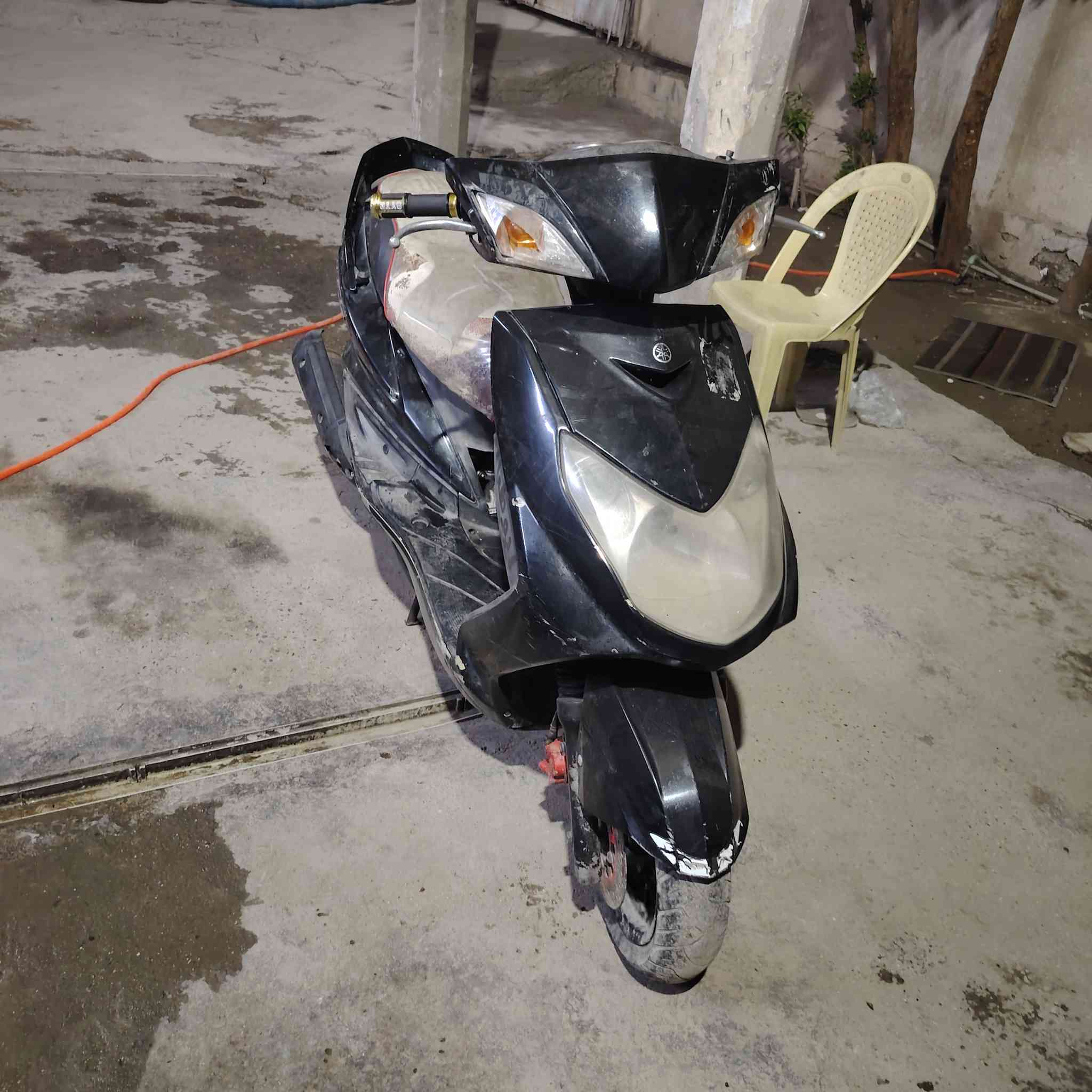 السلام عليكم للبيع أو مراوس سكنس فحل كابريتر نضيفه شلعه ومعدل فول محرك بلادي خرسه الدراجه كهربائيات كوله شغاله بيه نقص تريشه كابريتر وسخه السعر 450 وبيه مجال بسيط مكاني بل اعظميه نهايه شارع عمر أو عل سريع محمد القاسم شركه تويوتا ***********
