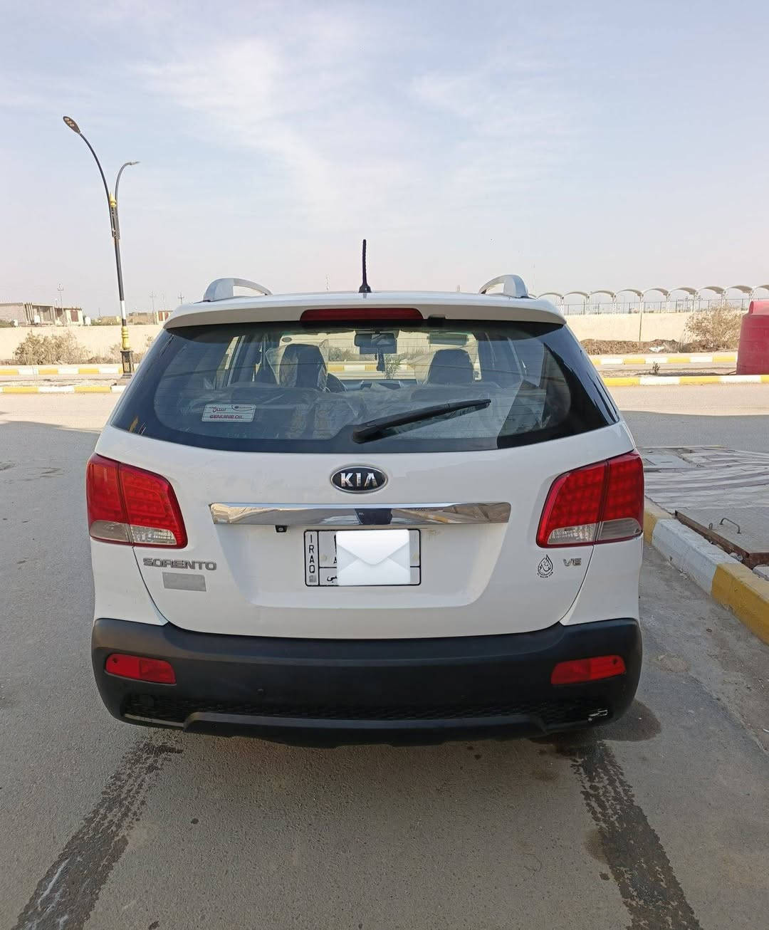 السلام عليكم ورحمة الله وبركاته 
كيا سورنتو خليجي موديل 2010 فووول مواصفات 1/1 - كفاله ضربه وصبغ وتبديل - محرك V6//راكب7 - سياره جاهزه من كل النواحي محرك حداديه طخم تاير تبريد ٣ قطع - بنراما - تحكم استيرين جيهتين - مرايات شفط - اشاير بالمرايا - ٥ بصمات - ويل كب كروم - حساسات خلفيه - شاشه - زراك بلايت - اشاير ترحيب -والباقي المواصفات بيها سياره 1/1للاستفسار الاتصال على الرقم *********** العنوان ذي قار قضاء النصر
