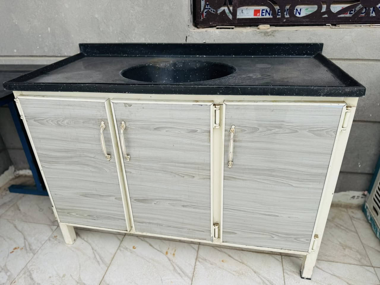 السلام عليكم غراض مال بيت كلهن نضيفات وسعارهن حلوه *********** واتساب
