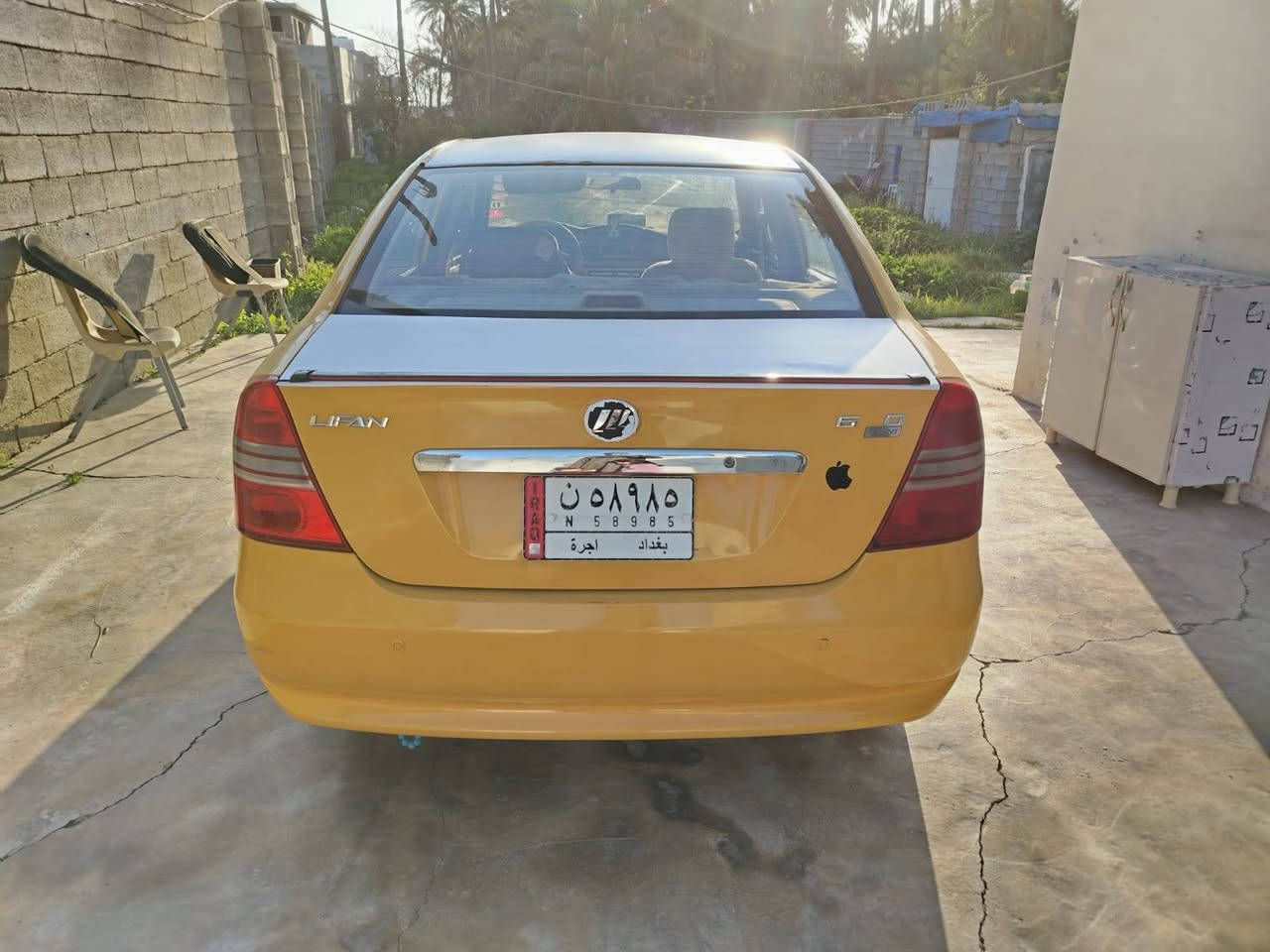 سلام عليكم
ليفان موديل 2011 رقم بغداد الماني
محرك محور كورلا ياباني و كير عادي 
سعر السياره 43 ورقه وبي مجال
للاستفسار *********** بعقوبة, ديالى
