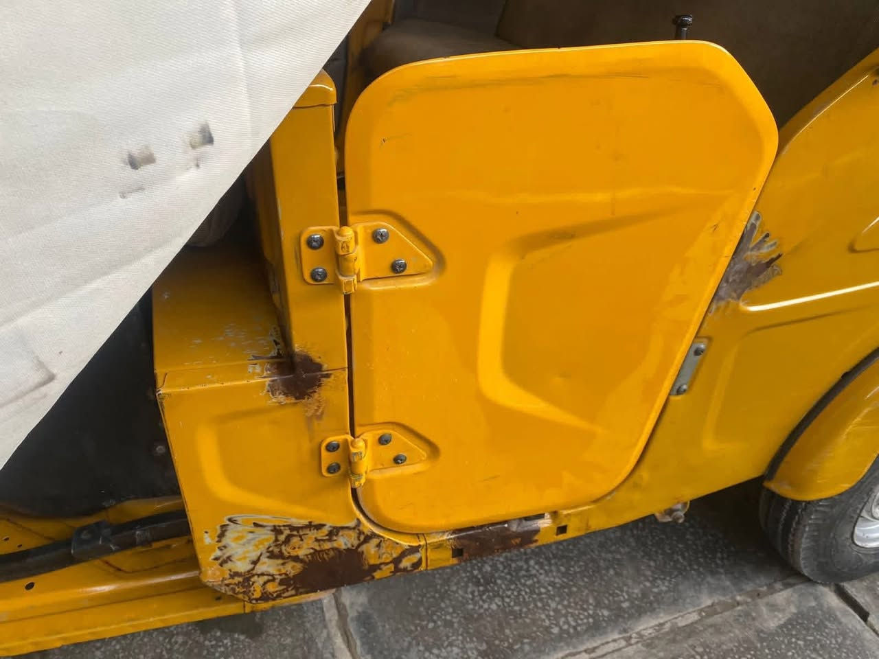 سلام عليكم شباب تكتك ٢١ البيع مكينه كفاله عامه بعدهي ببلكات شركه العنوان مدينه صدر رقم *********** بيهه طخه يم ليت ومعمره وشويه يم باب سعر ٧ وربع
