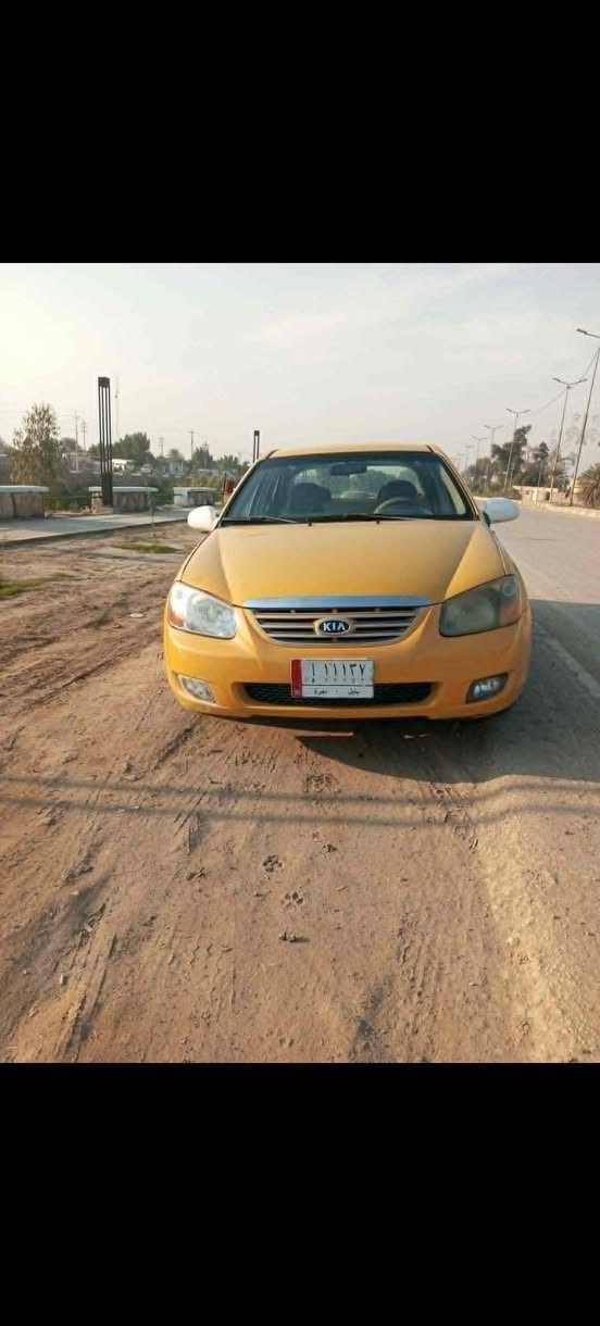 سبكتره للبيع موديل 2007 مكفوله كفاله عامه وارد امريكي حادثهه جاملق وبنيد بدون دواخل السياره خير منالله مكينه حاويهه جديده كير عادي حداديه خير منالله صدر وره وكدام جديد سياره كبل لشارع الف ماذب عليها السعر خاص ***********
