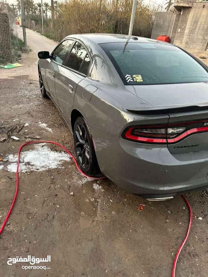 سلام عليكم جارجر 2019 اصل سمنتي
رقم جديد إنكليزي بغداد مشروع وطني بسمي تحويل ثاني يوم 

موصفات 

◾️محرك 3600 تو ويل 

◾️بصمة تشغيل دخول ذكي +تشغيل عن بعد 

◾️كشنات تدفئة تبريد + كشنات كهربائي +ستيرن كهرباء

◾️تبريد قطعتين امامي خلفي 

السعر 215وبيها مجال قليل 

***********
