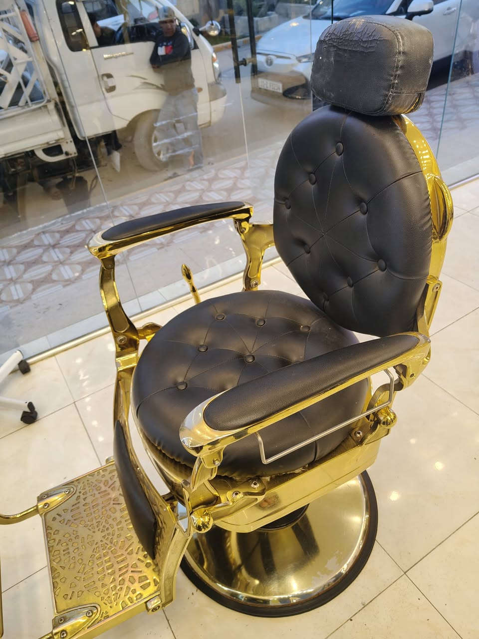 غراض للبيع بعده كله اخو جديد
مكان بغداد بياع 
6 مرايات و6كراسي
6كومديات


**إذا كنت صاحب هذا الإعلان وتريد حذفه لأي سبب، رجاءا أرسل رسالة إلى الدعم الفني**