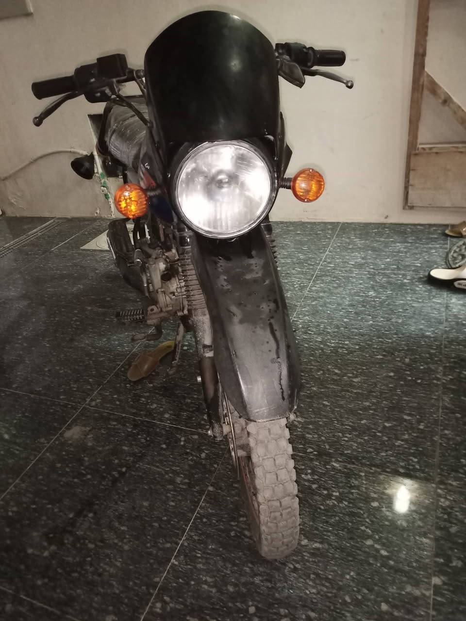 سلام عليكم بوكسر موديل 22شغاله الدراجه كامله اشاير لايت سلف ناقصه كتف شحن الدراجه كامله مابيهه اوراق اكفلكياها عشاير وحلال وحرام السعر 600قابل للمراوس عنواني بغداد زعفرانيه رقم الهاتف ‏‪***********‬‏
