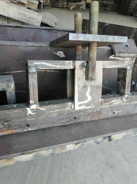 حداده ابو فيصل
فصال قالب ومكبس تعمير كابسات  تعمير خباطه تعمير كرين للتواصل ‭0771 981 3638‬ الموقع تكريت  الديوم سيطره الديوم من اتجاه خط بغداد موصل  رعد مرعي ال حبيب
