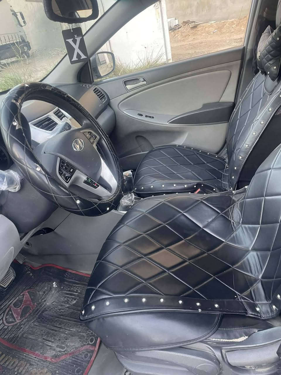 السلام عليكم كسنت للبيع موديل ٢٠١٦ وارد حادثه قبق جنطه وجاملغ خلفي وبيه تصليح ب حوض مكينه ١٦٠٠  مكينه كير مكفوله تخم تاير شاشه كامره تحكم ستيرن  سياره جاهزه رقم  بغداد دولي باسمي سونار ب منشور مكان سياره بغداد السعر ٨٣ بيه مجال بصيط الاتصال *********** فديو توضيحي ب منشور
