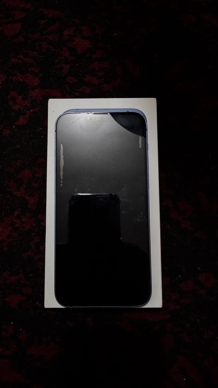 ايفون 13 العادي
بطارية ٧٥ بلادية ذاكرة١٢٨ 
كله نورمال مامفتوح ولا بي اي جلخ 
مع كارتونته وكيبله الاصلي 
٣٩٠ مجال بسيط


**إذا كنت صاحب هذا الإعلان وتريد حذفه لأي سبب، رجاءا أرسل رسالة إلى الدعم الفني**