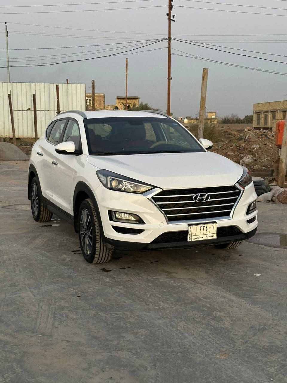 توسان الكاصد ٢٠١٩
رقم قادسيه 

ماشيه ١٦٠

كفاله عدى دحجه بسيطه باب خلف السائق ما مصلحها 

سايد بريك بالرجل 

شاحن واير لس

أوامر صوتيه

تحكمات ستيرن

مودات قياده

حساس امامي وخلفي 

دشبول صاج 
لد نهاري 
اشاير بالمرايا
محرك وكير مشروطات 
تخم تاير جديد 
بأسمي تحويل ثاني يوم 

١٩٥ بيها مجال قليل 

***********

***********
